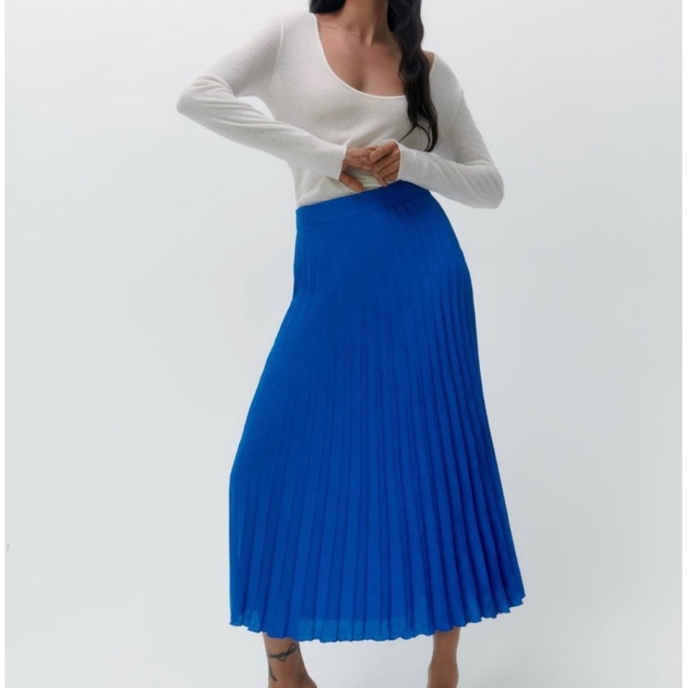 Zara - Picture 4 of 4